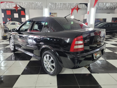 Chevrolet Astra Sedan 2.0 Advantage Flex Power 4p
