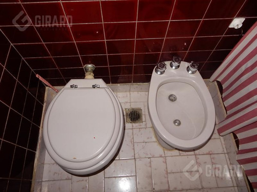 Imagen 12 de 20 de Oportunidad. Departamento 3 Amb. Zona Peatonal.