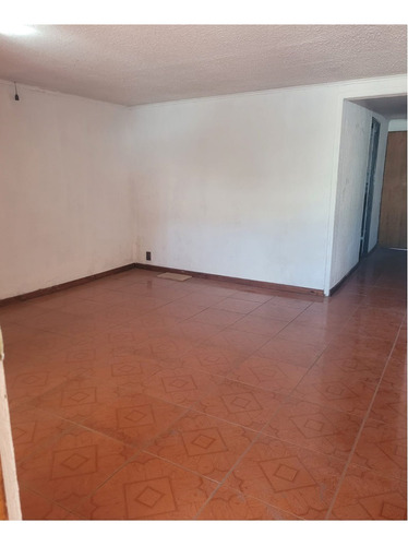 Casa En Venta En Cerrilos 4 Dormitorios 2 Baños 1 Estacion.