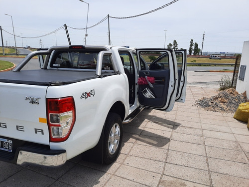 Ford Ranger 3.2 Cd 4x4 Xlt Tdci 200cv At 2015
