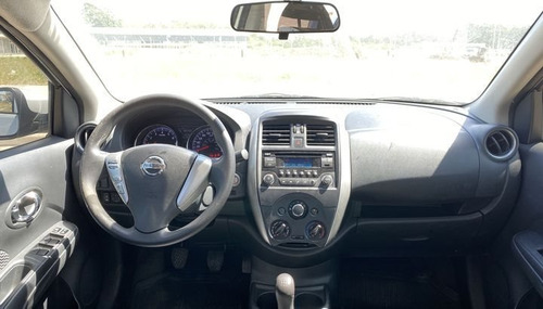 Nissan Versa Sense 1.6 2018