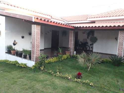 Chácara Casa Nova 2 Suítes Arthur Nigueira