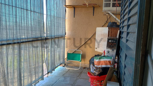 Venta Departamento De 3 Dormitorios En Fonavi Parque Field