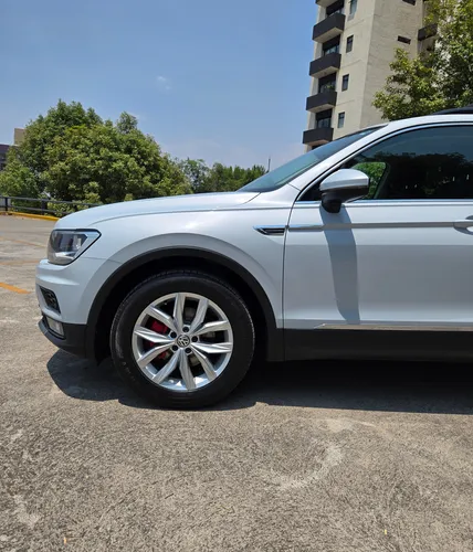 Volkswagen Tiguan 1.4 Comfortline Plus At
