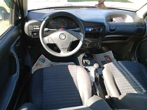 Imagem 5 de 11 de Volkswagen Gol