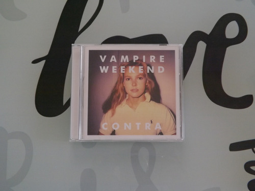 Vampire Weekend - Contra