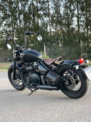 Imagen 1 de 19 de Triumph Bobber Black