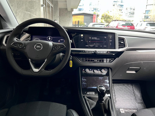 Opel Grandland GS LINE 1.2T MT