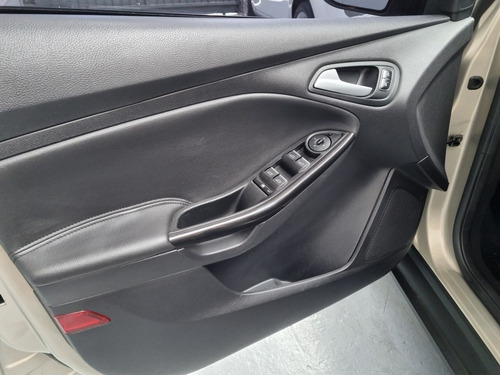 Ford Focus Iii 2.0 Titanium At6 2016