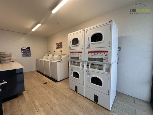 Departamento En Venta De 1 Dorm. En Lo Barnechea