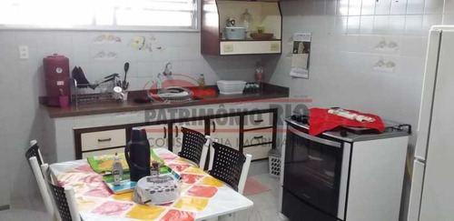 Imagem 13 de 15 de Espetacular Casa Duplex Com Terraço, 3quartos(2suites) 2 Vagas De Garagem - Vista Alegre - Vr30233