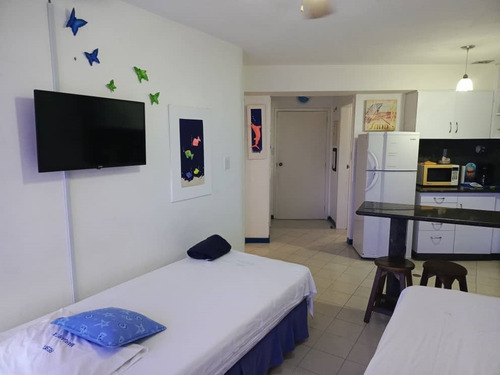 Vendo Apartamento Playa El Agua Sal 1, Higuerote. Brión Miranda. Negociable.