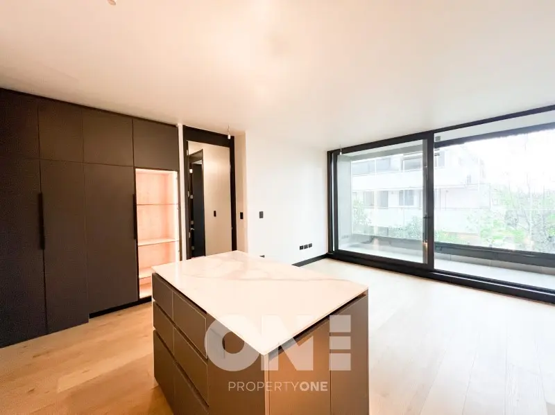 Imagen 3 de 19 de Venta Departamento En Vitacura / 2 Dorm / 2 Baños