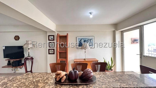 Apartamento En Venta Barquisimeto Centro Oeste, Fresco, Iluminado, Conjunto Privado Mls 26-299 Zulay González