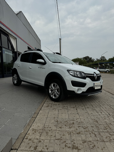 Renault Sandero Stepway 1.6 Privilege 105cv