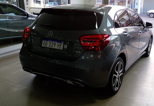 Mercedes-Benz Clase A 1.6 A200 Urban 156cv