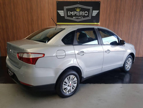 Imagem 4 de 13 de Fiat Siena 1.4 Mpi Attractive 8v Flex 4p Manual