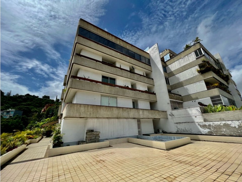 Se Vende Pb 400m2 + 400m2 Terraza 4h+s+e/5b/2p Lomas De Las Mercedes
