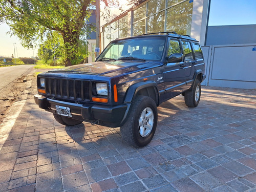 Jeep Cherokee 4.0 Sport