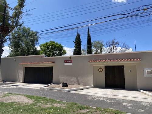¡bienvenido A La Joya De Jurica, Una De Las Zonas Residenciales Más Exclusivas!