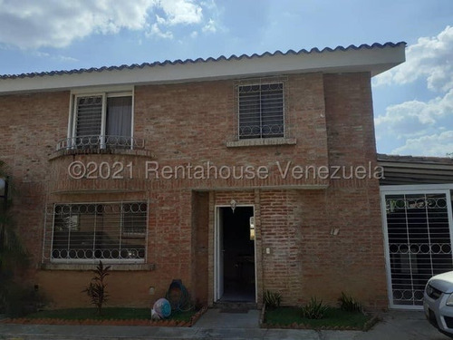 Casa En Venta Los Aleros Guataparo Valencia Con Planta 100 Y Pozo Anra 23-25706