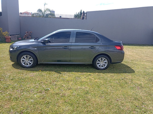 Peugeot 301 1.6 Allure