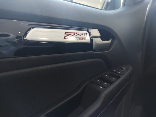 Imagen 13 de 16 de Chevrolet S10 2.8 Cd 4x4 Z71 Tdci 200cv At