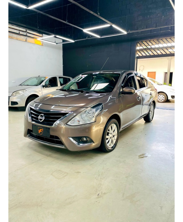 Nissan Versa 1.6 16V FLEX SV 4P XTRONIC