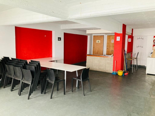 Departamento 2 Ambientes Al Frente Con Balcón En Villa Pueyrredon