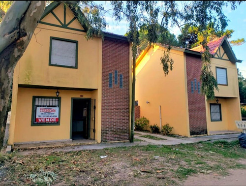 Duplex Al Frente - Zona Residencial