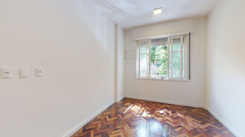 Apartamento À Venda Na Rua Professor Alfredo Gomes, Botafogo, Rio De Janeiro - Rj - Liv-9215