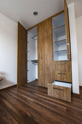 Estrena Casa En La Sierra Residencial, El Refugio, 3 Recamaras, Estudio, Alberca
