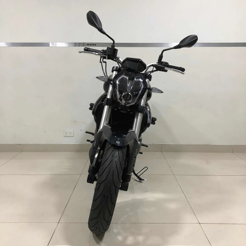 Imagen 11 de 15 de Benelli 302 S Naked Street Usada 2023 Creditos Dni