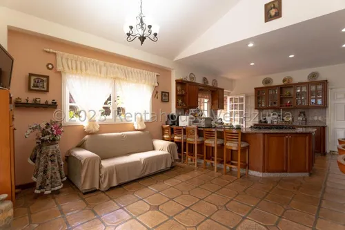Casa En Venta 23-26421