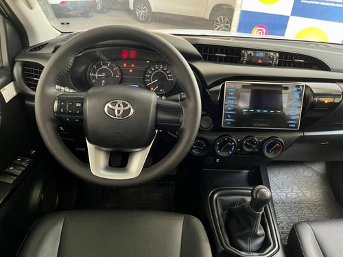 Imagem 8 de 9 de Toyota Hilux Cd 4x4 2.8 Diesel Mec.