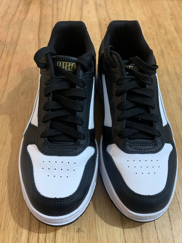 Zapatillas Puma Negras Team Gold (Usado)
