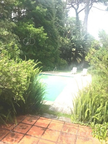 Casa En Mansa,punta Del Este. 6 Dormitorios Y Piscina. - Ref: 43524