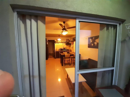 Imagen 8 de 14 de Hermoso Departamento En Zona Residencial