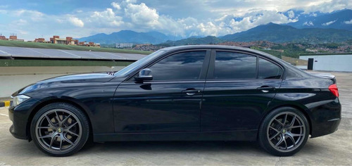 Imagen 2 de 12 de Bmw Serie 3 2012 2.0 328i F30 Executive