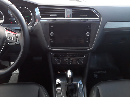 Imagen 5 de 7 de Volkswagen Tiguan Comfortline Tsi 1.4l Dsg L4 150 Hp 2019