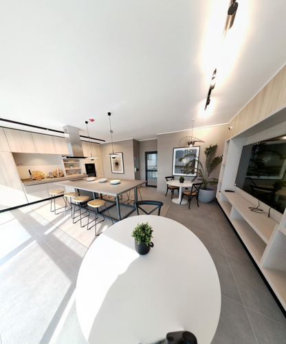 Nuevo Studio+est+bodega Nuñoa Vicuña Mackenna