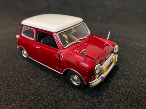 Morris Mini Cooper 1961 Escala 1/18