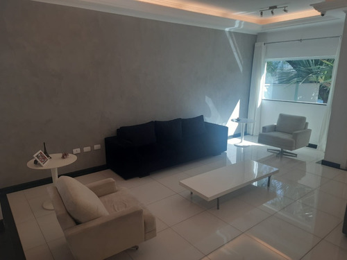 Sobrado 3 Suítes Mobiliado, Com Piscina, Sauna E Academia - Condomínio Fechado
