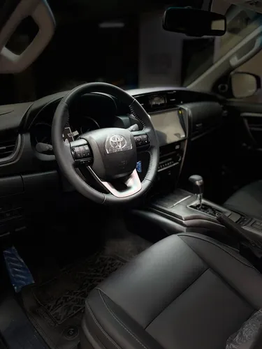 Toyota Fortuner Sw4 2025