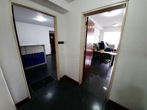 Imagen 7 de 10 de Oficina En Venta La Campiña 23-10567