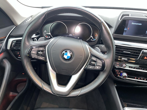 Imagen 19 de 25 de Bmw 530i 2.0 Turbo