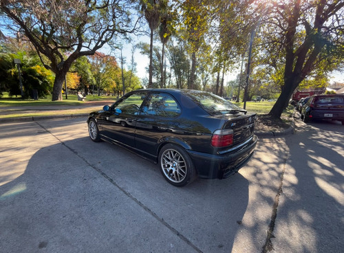 BMW Serie 3 2.5 323i Sportive