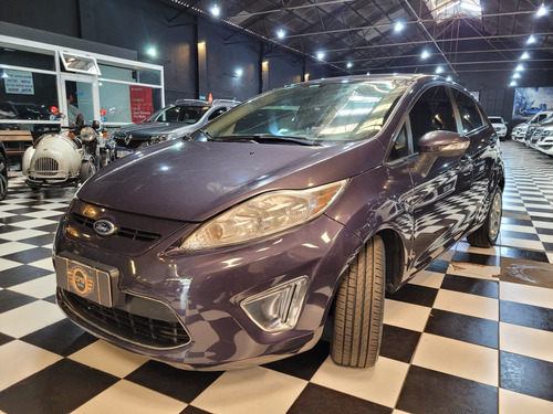 Ford Fiesta Kinetic 1.6 Design 120cv Titanium