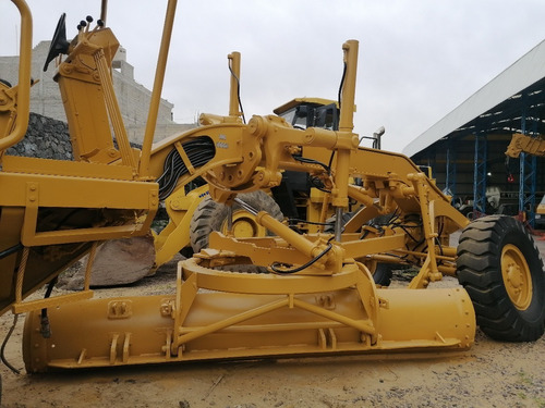 Imagen 6 de 14 de Motoniveladora Caterpillar 130 G