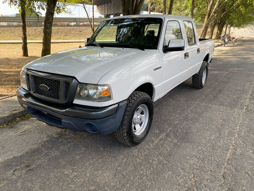 Ford Ranger Pickup Xl L4 Crew Cab 5vel Aa Mt